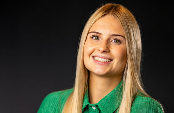 eline bewerkt achtergrond website.jpg